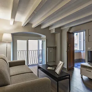 https://boutique-apartment-in-via-roma.hotelitalianriviera.com